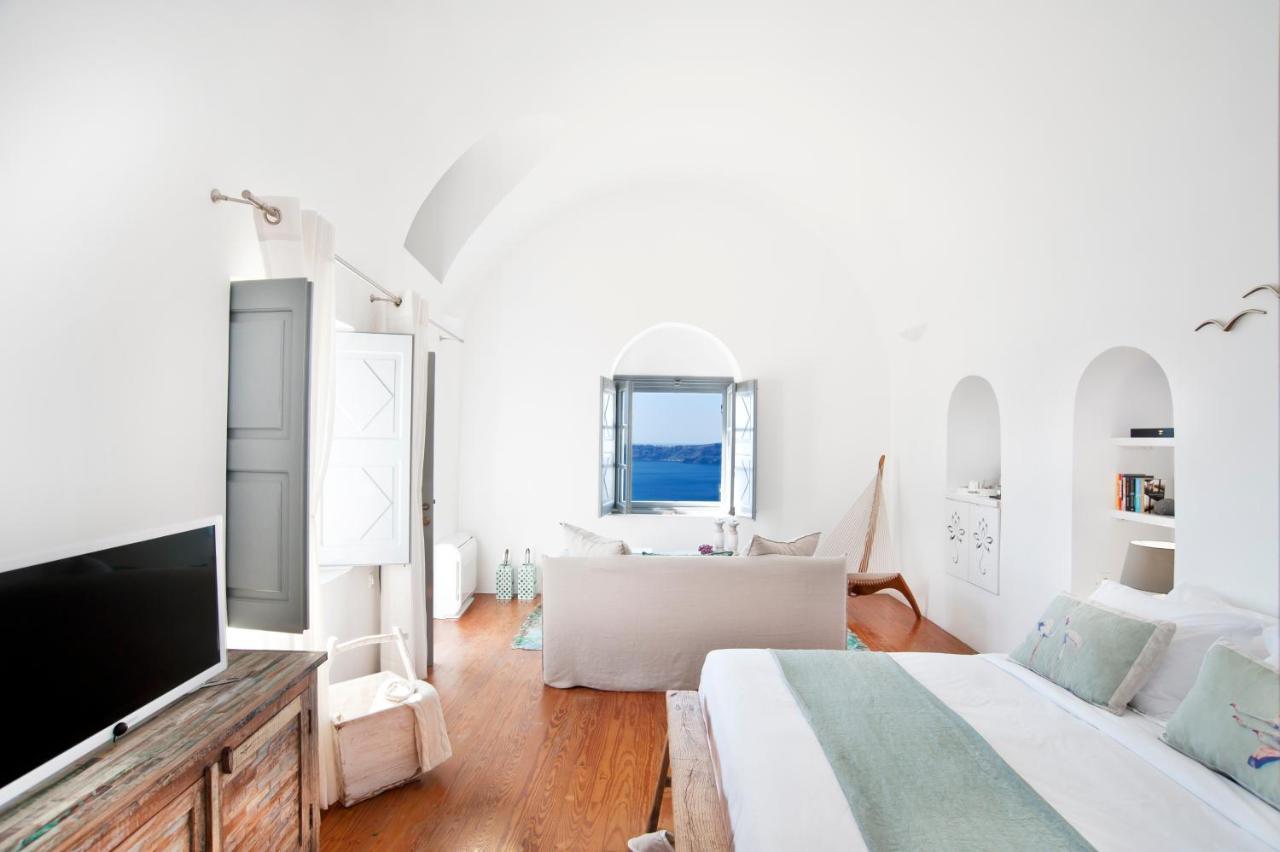 Antelmi Luxury Villa Fira  Extérieur photo